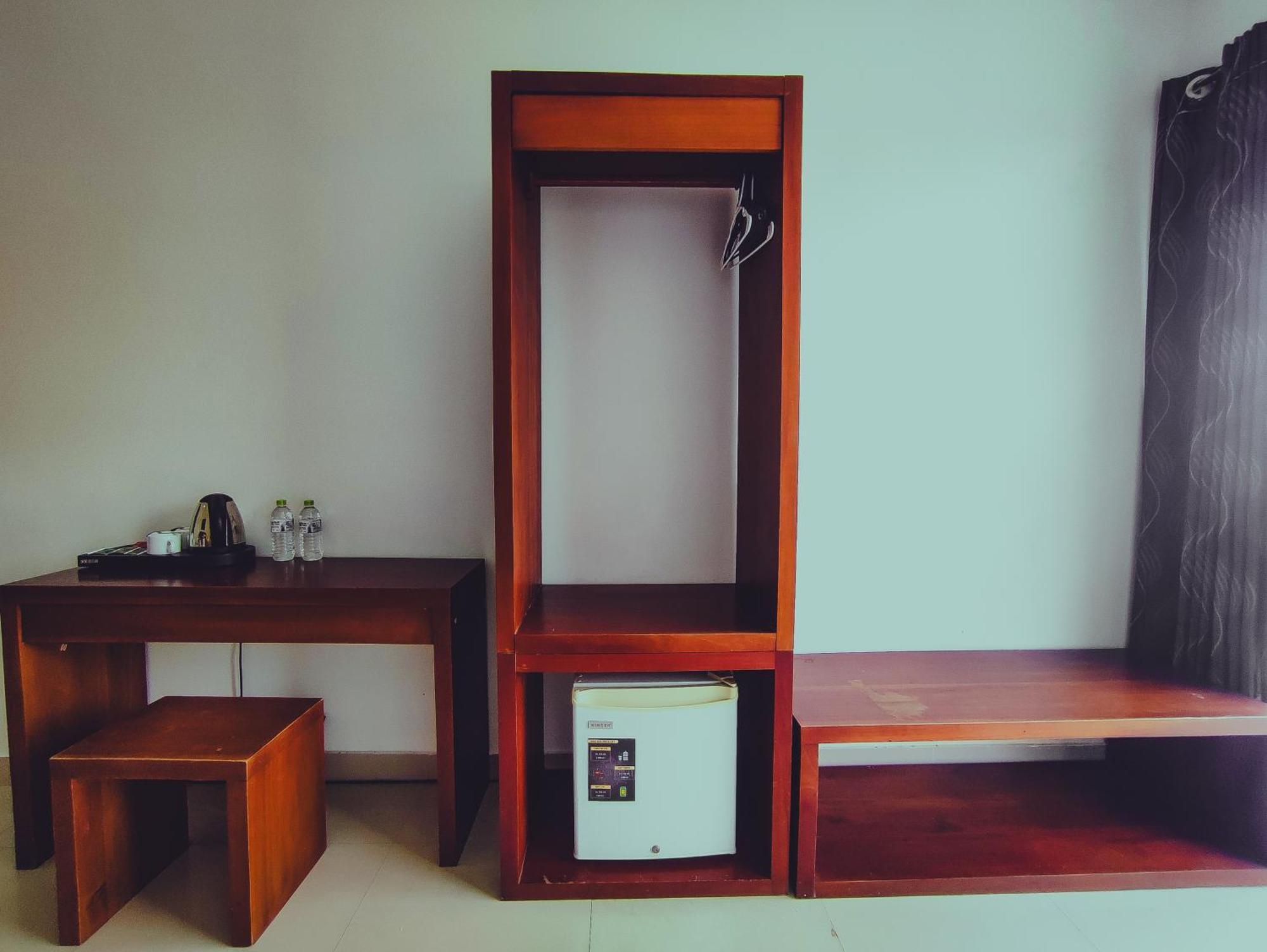 Hotel Elephant Park - New Deal! Half Off Airport Pickups Available Pinnawala  Esterno foto