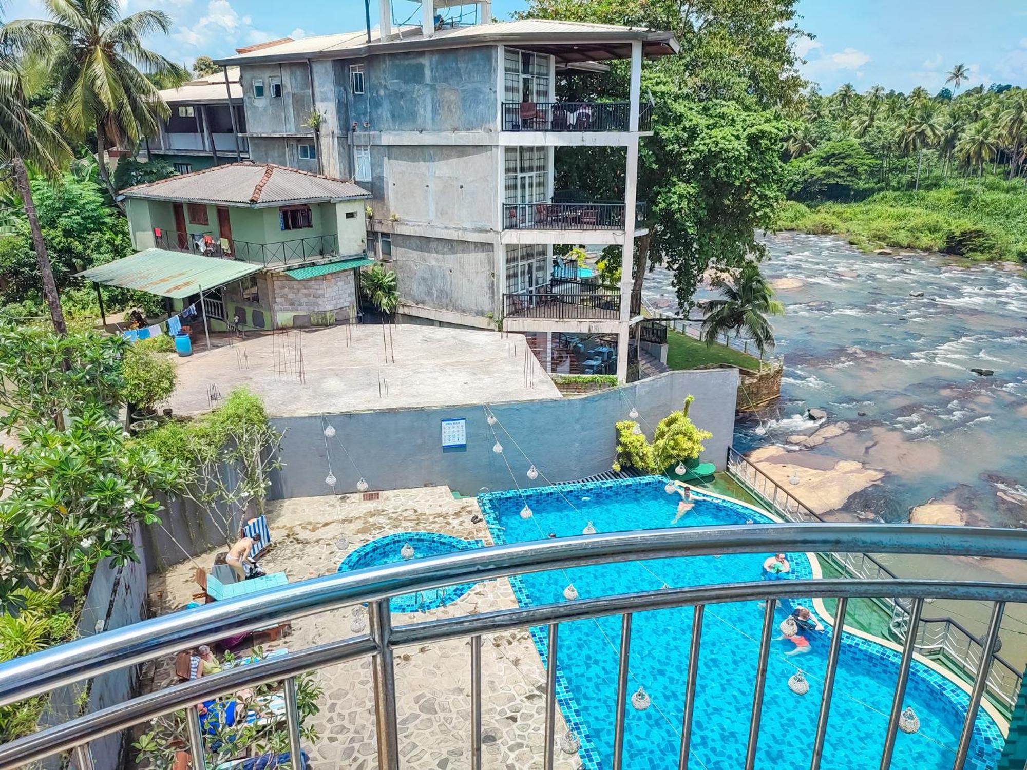 Hotel Elephant Park - New Deal! Half Off Airport Pickups Available Pinnawala  Esterno foto