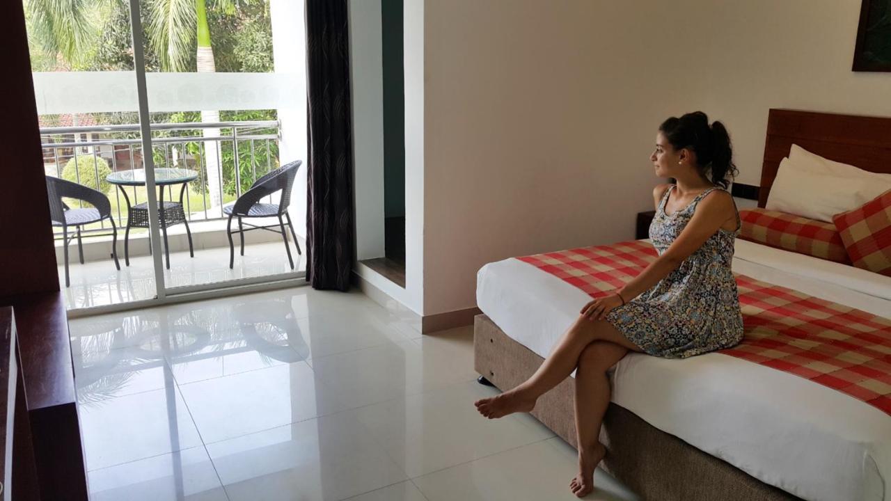 Hotel Elephant Park - New Deal! Half Off Airport Pickups Available Pinnawala  Esterno foto